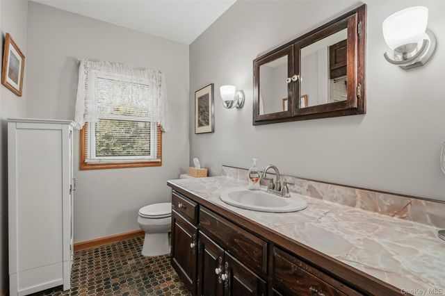 929 Freedom Plains Road, Poughkeepsie, NY 12603