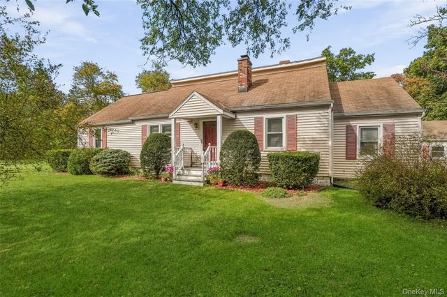 929 Freedom Plains Road, Poughkeepsie, NY 12603