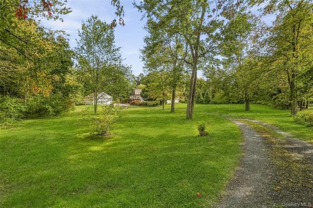 929 Freedom Plains Road, Poughkeepsie, NY 12603