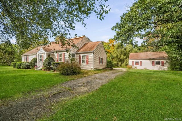 929 Freedom Plains Road, Poughkeepsie, NY 12603