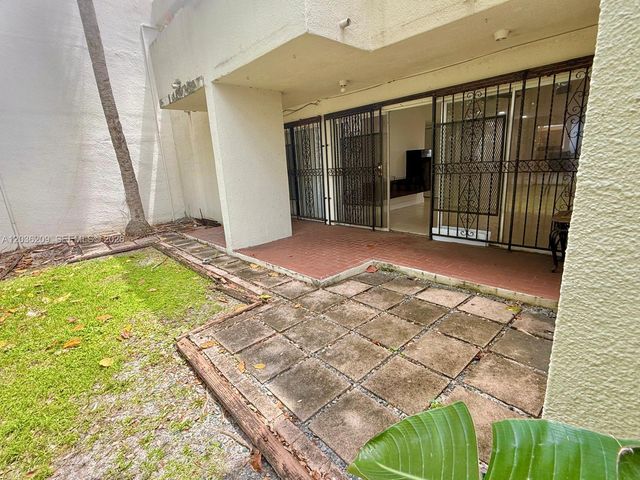 1910 SW 17th Ave 4, Miami, FL 33145