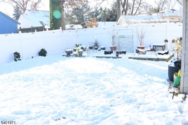 2611 N Wood Ave, Linden City, NJ 07036