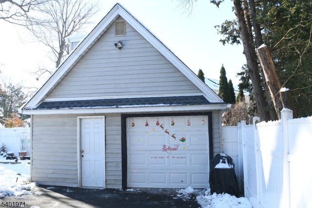 2611 N Wood Ave, Linden City, NJ 07036