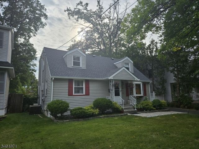 2611 N Wood Ave, Linden City, NJ 07036