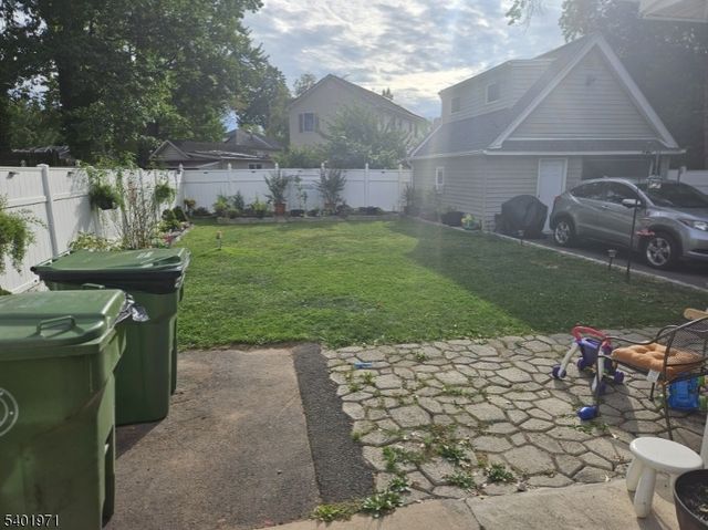 2611 N Wood Ave, Linden City, NJ 07036