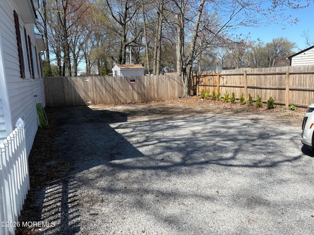 431 S Laurel Avenue, Hazlet, NJ 07734
