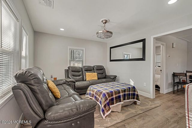 431 S Laurel Avenue, Hazlet, NJ 07734
