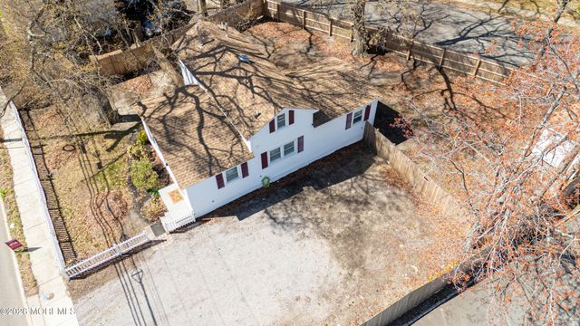 431 S Laurel Avenue, Hazlet, NJ 07734