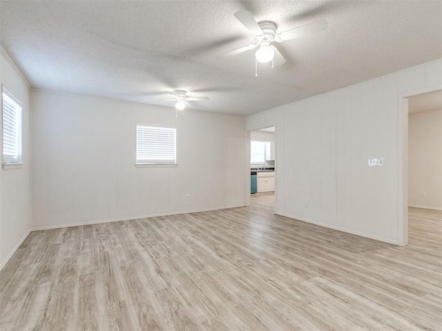 637 Lotus Avenue, Oklahoma City, OK 73130