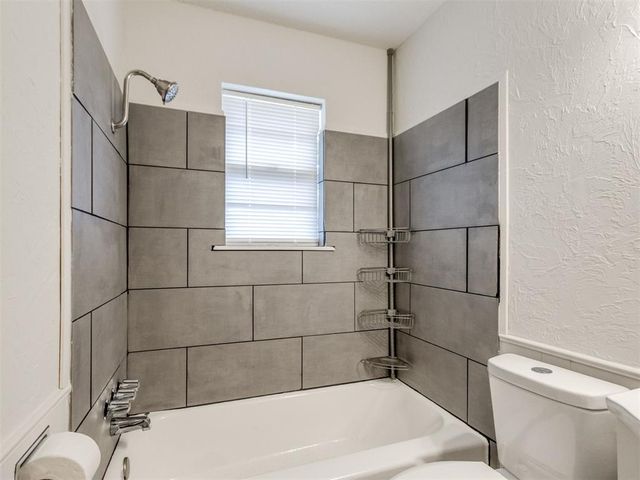 637 Lotus Avenue, Oklahoma City, OK 73130