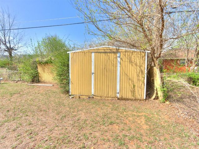 637 Lotus Avenue, Oklahoma City, OK 73130