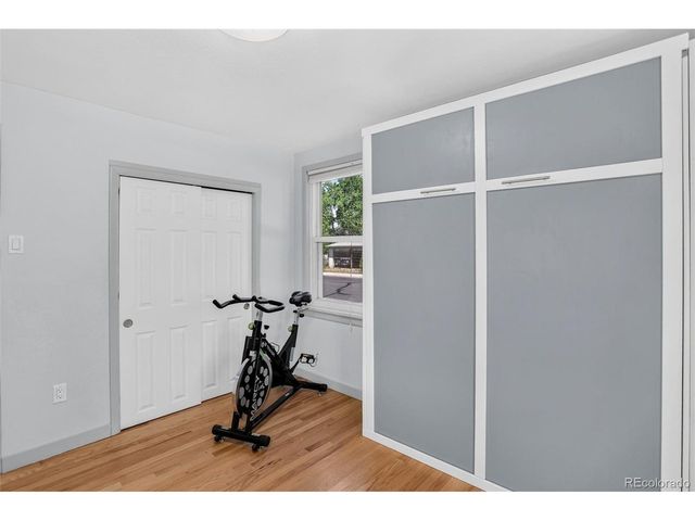 901 S Locust St, Denver, CO 80224
