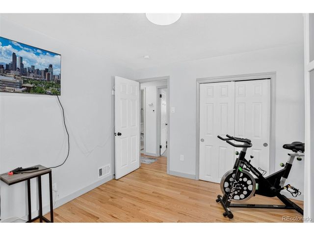 901 S Locust St, Denver, CO 80224