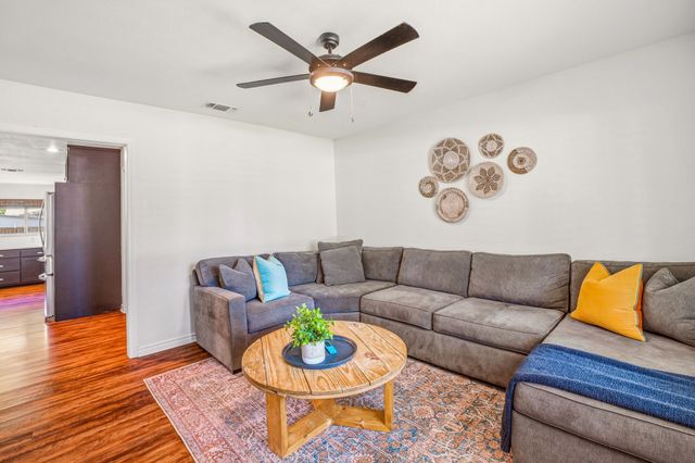 1309 Cliff Drive, Graham, TX 76450