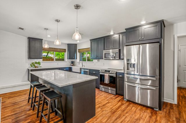 1309 Cliff Drive, Graham, TX 76450