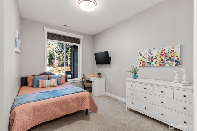 930 SW J H Road, Port Orchard, WA 98367