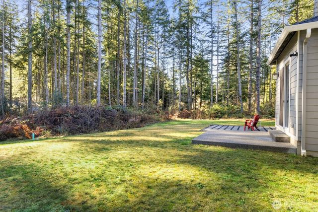 930 SW J H Road, Port Orchard, WA 98367