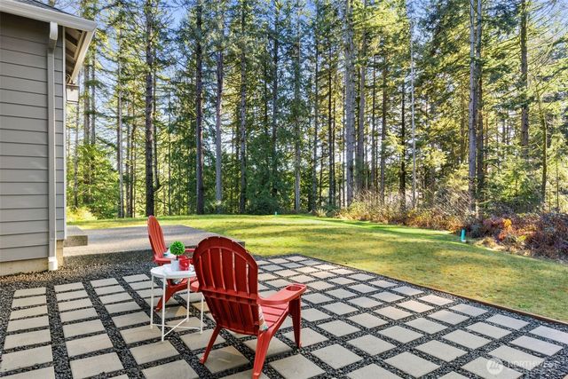 930 SW J H Road, Port Orchard, WA 98367