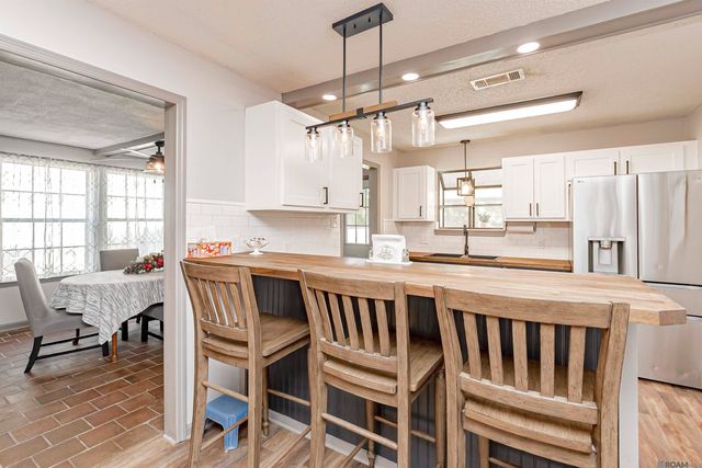 17120 Willow Oak Aly, Prairieville, LA 70769