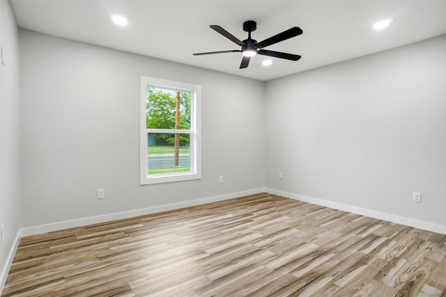 317 S Walker Street, Mesquite, TX 75149