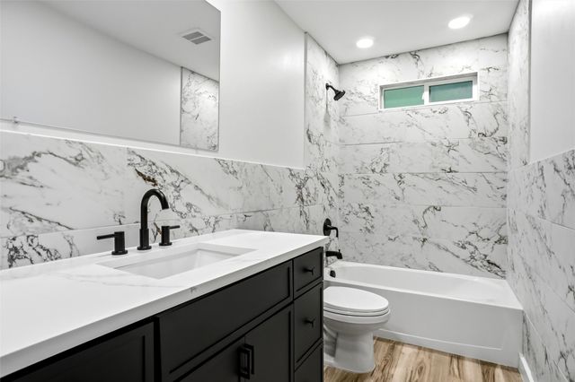 317 S Walker Street, Mesquite, TX 75149