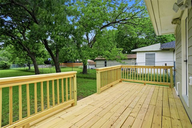 317 S Walker Street, Mesquite, TX 75149