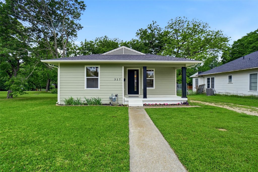 317 S Walker Street, Mesquite, TX 75149