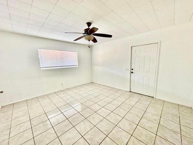 610 E Chanslor Way, Blythe, CA 92225