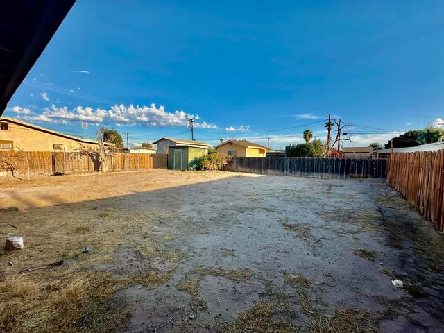 610 E Chanslor Way, Blythe, CA 92225