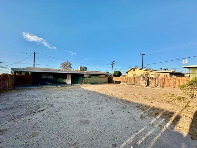 610 E Chanslor Way, Blythe, CA 92225