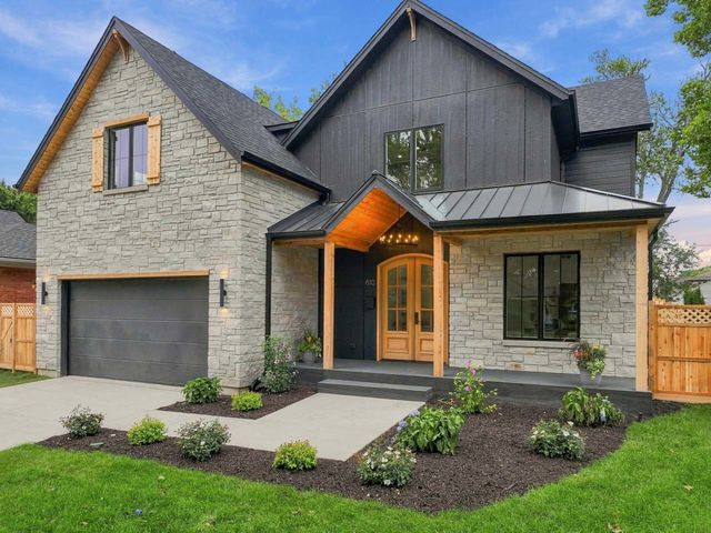 810 Clover Court, Glenview, IL 60025