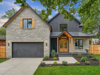 810 Clover Court, Glenview, IL 60025