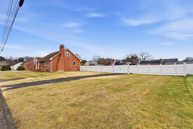 25 Dale Street, Ludlow, MA 01056