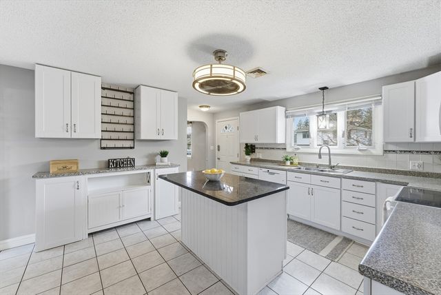 25 Dale Street, Ludlow, MA 01056