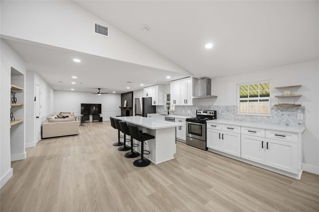 15807 Danford Drive, Houston, TX 77053