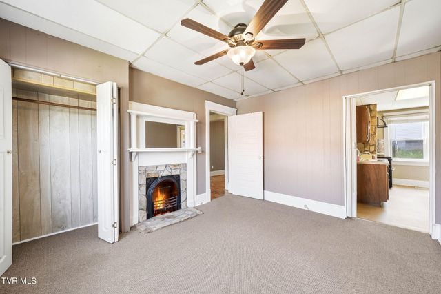 310 Pine Street, Erwin, TN 37650