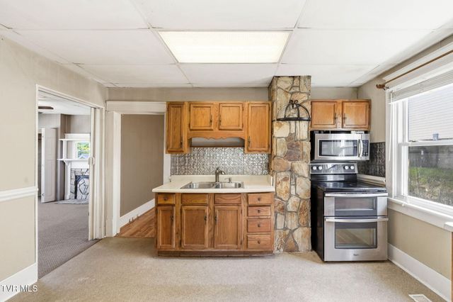 310 Pine Street, Erwin, TN 37650