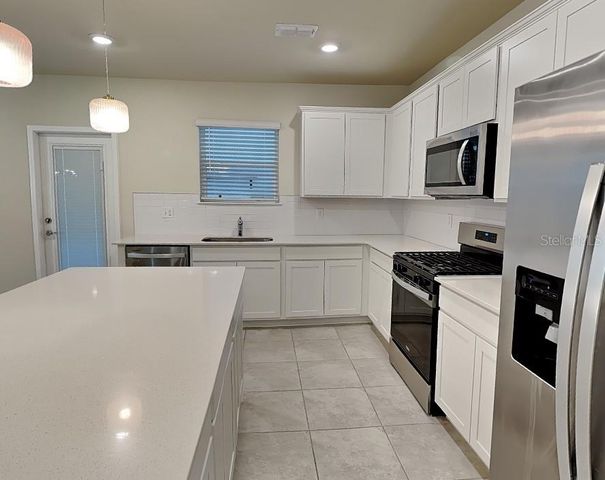 4079 FEATHER TREE DRIVE, Apopka, FL 32712