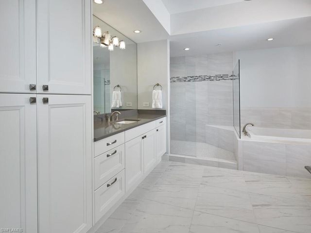 4800 Pelican Colony BLVD # 1003, Bonita Springs, FL 34134