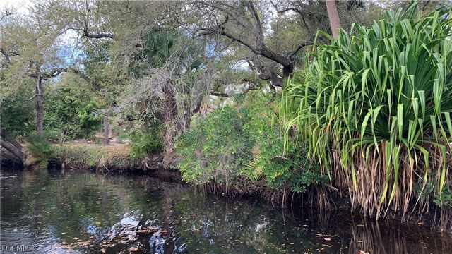 3200 King ST, Fort Myers, FL 33916
