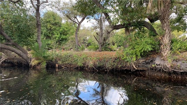 3200 King ST, Fort Myers, FL 33916