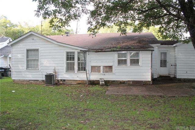 604 E 5, Russellville, AR 72801