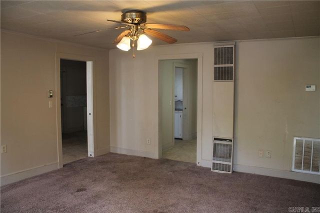 604 E 5, Russellville, AR 72801