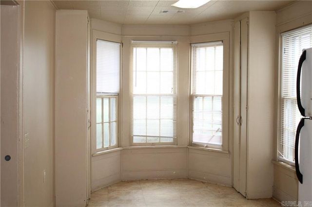 604 E 5, Russellville, AR 72801