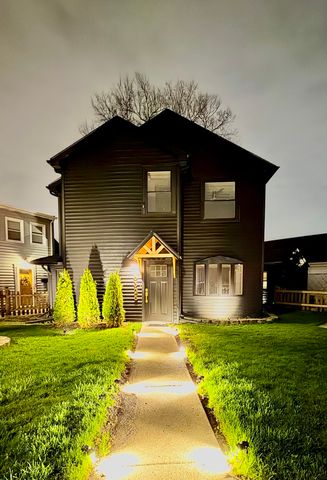 8325 W Forest Preserve Avenue, Chicago, IL 60634