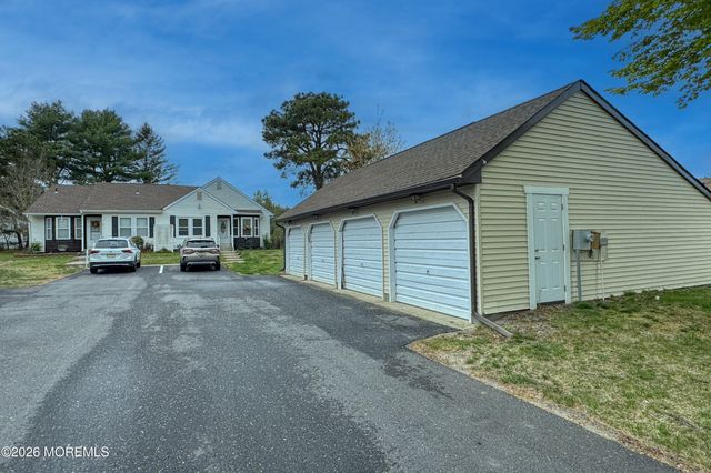5 Berkeley Street A, Whiting, NJ 08759