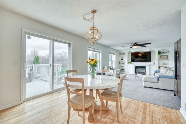 6430 Sunray Crest Dr, Victor, NY 14564