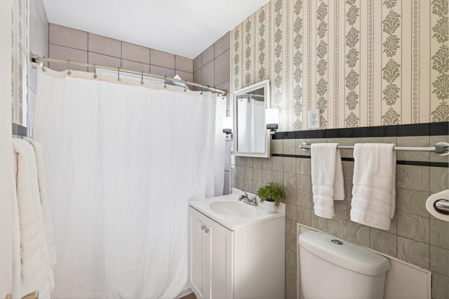 3533 Wyoming Avenue S, Saint Louis Park, MN 55426