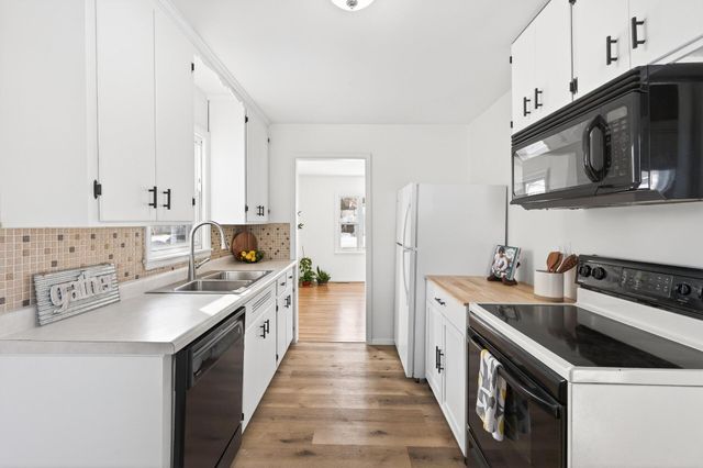 3533 Wyoming Avenue S, Saint Louis Park, MN 55426