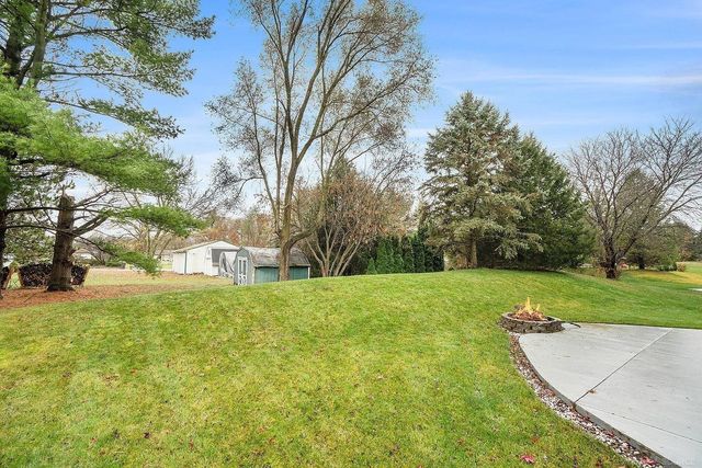 6231 Stable Glen Court, Kalamazoo, MI 49009